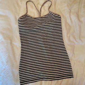 Lululemon Y tank top,  small